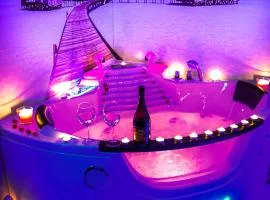 Hot Jacuzzi in Cracow