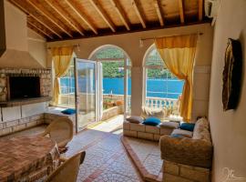 Charming Holiday Home Lady Kate, villa i Lastovo