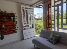 apartamento tranquilo rodeado de zonas verdes, pet-friendly hotel in Acacías