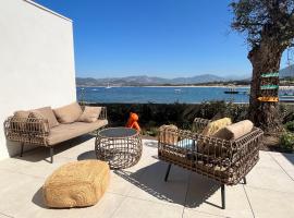 Le Galatee -T2 luxe les pieds dans l'eau - Porticcio, hotel in Porticcio