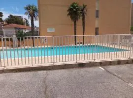 location T2 Cavalaire sur mer avec piscine