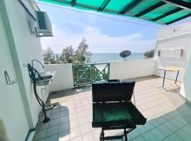 6-13pax, Duplex BBQ front sea view, hotel in Kampong Si Rusa