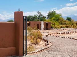 Casa Campanario - San Pedro de Atacama, Desconéctate!, hytte i San Pedro de Atacama