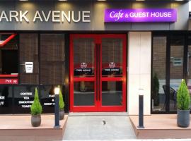 Parkavenue Guesthouse, hotel em Mapo-Gu, Seul