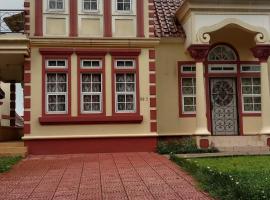 Villa Kota Bunga Cipanas Bogor, holiday home in Cikundul