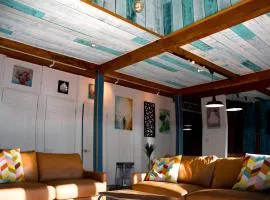 Aqua Beach House Sotoura - Enjoy Sakura, Beach and BBQ!