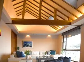 Ocean View Luxury Beach House - Enjoy Sakura, Beach and BBQ!