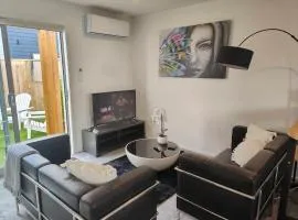 Stylish Townhouse in City Centre