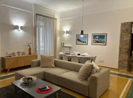 Luxury Manfredi Apartment Salerno, πολυτελές ξενοδοχείο στο Σαλέρνο