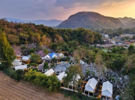 Mont Blanc Base Camp Khaoyai、パクチョンのホテル