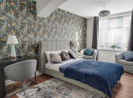 Place to stay in Longbridge, hotel v destinaci Barking