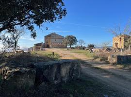 Masia Manonelles, vacation home in Biosca