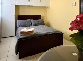 Lovely 3-Bed House in Talisay Cebu Philippines, hotel in Talisay