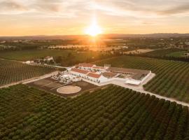 Casas da Quinta de Cima, готель у місті Віла-Нова-де-Касела