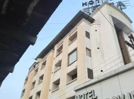 Shirdi Park Inn