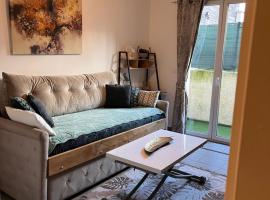 Cosy, cheap hotel in Ivry-sur-Seine