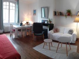 Grand 3 pieces en centre-ville &ndash; zakwaterowanie bez wyżywienia 