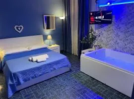 Etnea Glamour House