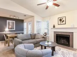 Landing Modern Apartment with Amazing Amenities (ID8399X27)