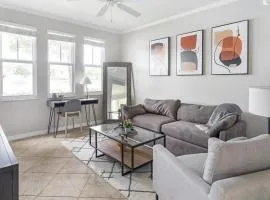 Landing Modern Apartment with Amazing Amenities (ID1315X702)