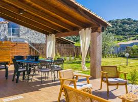 Villa del Moro, FREE WIFI, 300mt from Sinzias' Beach, hotel cerca de Cala Sinzias, Costa Rei