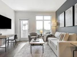 Landing Modern Apartment with Amazing Amenities (ID7357X96)