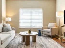 Landing Modern Apartment with Amazing Amenities (ID6741X03)