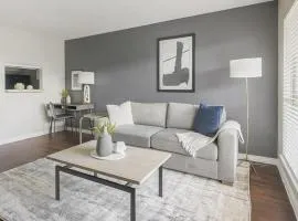 Landing Modern Apartment with Amazing Amenities (ID1243X397)
