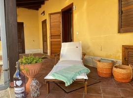 [DURING HOME] - Delightful apartment inside a farmhouse, hotel in Marinella di Selinunte