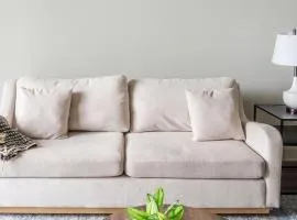 Landing - Modern Apartment with Amazing Amenities (ID9847X59)