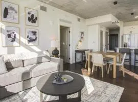 Landing - Modern Apartment with Amazing Amenities (ID8503X97)