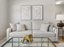 Landing - Modern Apartment with Amazing Amenities (ID8099X10)