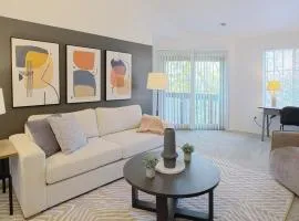 Landing - Modern Apartment with Amazing Amenities (ID8042X74)