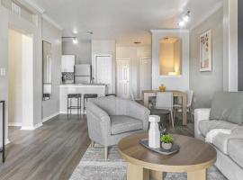 Landing - Modern Apartment with Amazing Amenities (ID6329X47), hotel in Lewisville