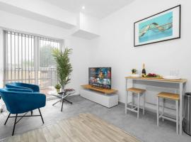 Modern Apartment - Twin Beds - Free Netflix & Wifi - Parking - Top Rated - 7OC, hotel en Brierley Hill