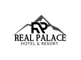 HOTEL REAL PALACE CHURIN, hotel v destinaci Churín