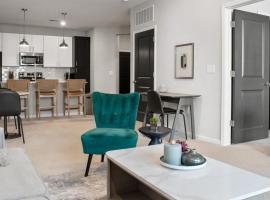 Landing - Modern Apartment with Amazing Amenities (ID4418X83), husdjursvänligt hotell i Charlotte