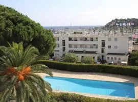Appartement climatisé à 100m de la plage 122