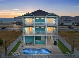 A Wedge Away, close to beach, great views, private heated pool