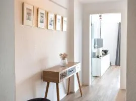 EICH-Penthouse, zentral am Stadtwald mit Ausblick über die Stadt, 24h self check-in, Netflix, DisneyPlus
