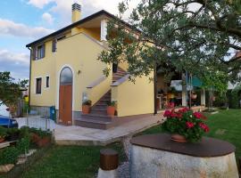 Nika's Sea View Oasis, hotel in Seget