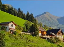 Chalet Leo