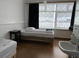 Kanslarinn Hostel, hótel á Hellu