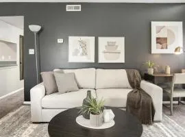 Landing - Modern Apartment with Amazing Amenities (ID9601X62)