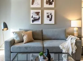 Landing - Modern Apartment with Amazing Amenities (ID7050X25)