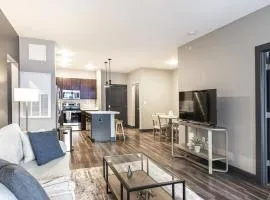 Landing - Modern Apartment with Amazing Amenities (ID8716X13)