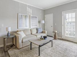Landing - Modern Apartment with Amazing Amenities (ID7327X28), hôtel à Wake Forest