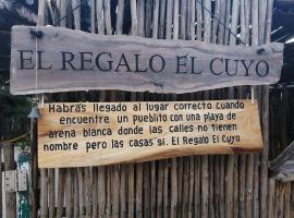 El Regalo El Cuyo, hotel in El Cuyo