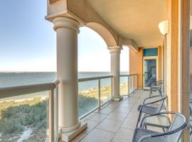 Florida Resort Condo Walk to Pensacola Beach!, apartamento en Gulf Breeze