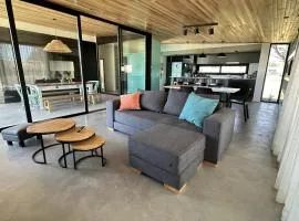 Casa Pit - Casa en chapa con pileta Barrio Privado 6PX I Hola Sur